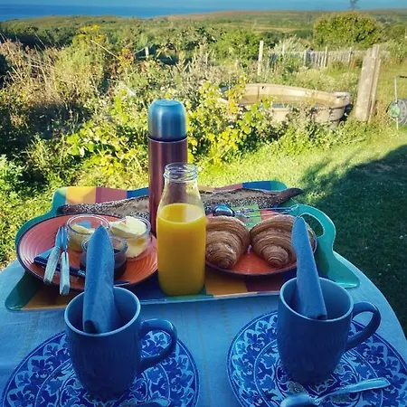Coquet Nid Douillet ...slow Life Plogoff